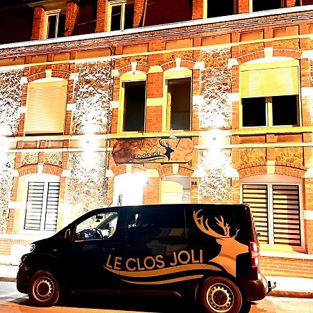 Le Clos Joli Haybes Exteriör bild