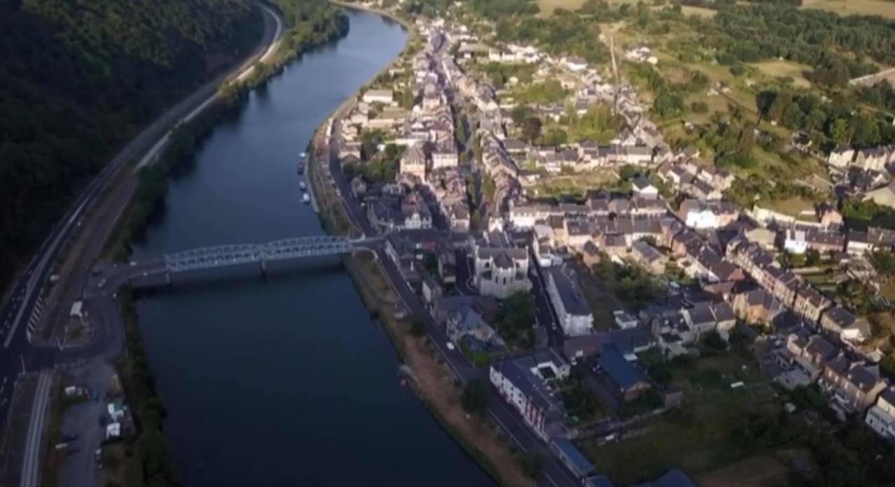 Le Clos Joli Haybes Exteriör bild