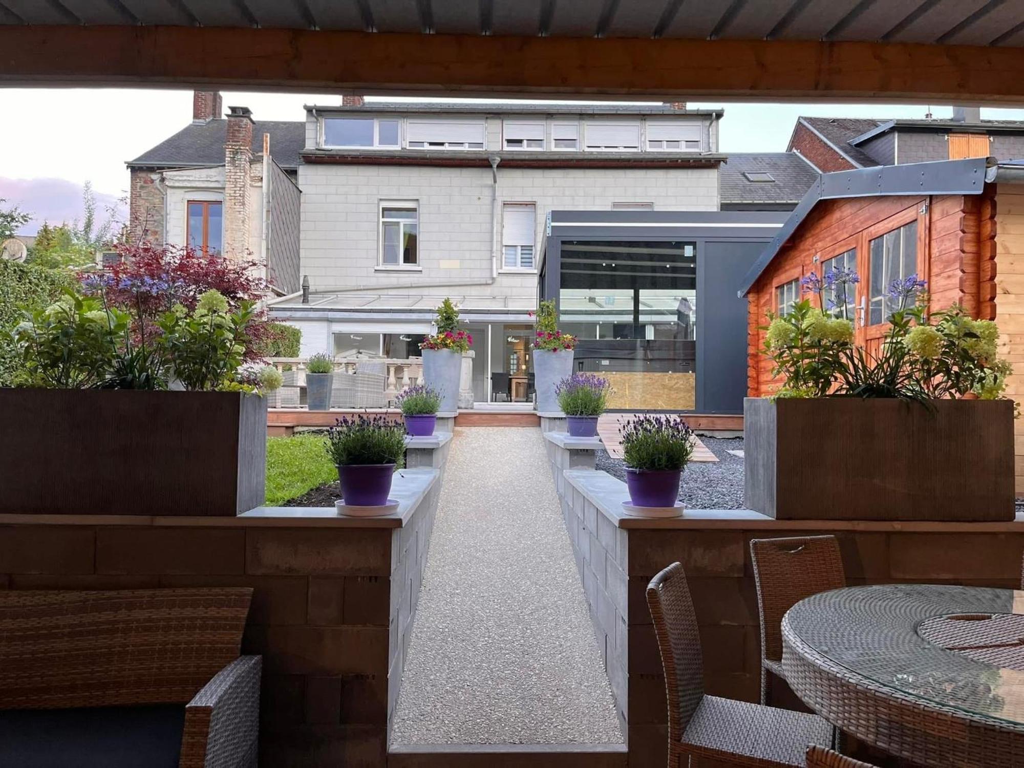 Le Clos Joli Haybes Exteriör bild